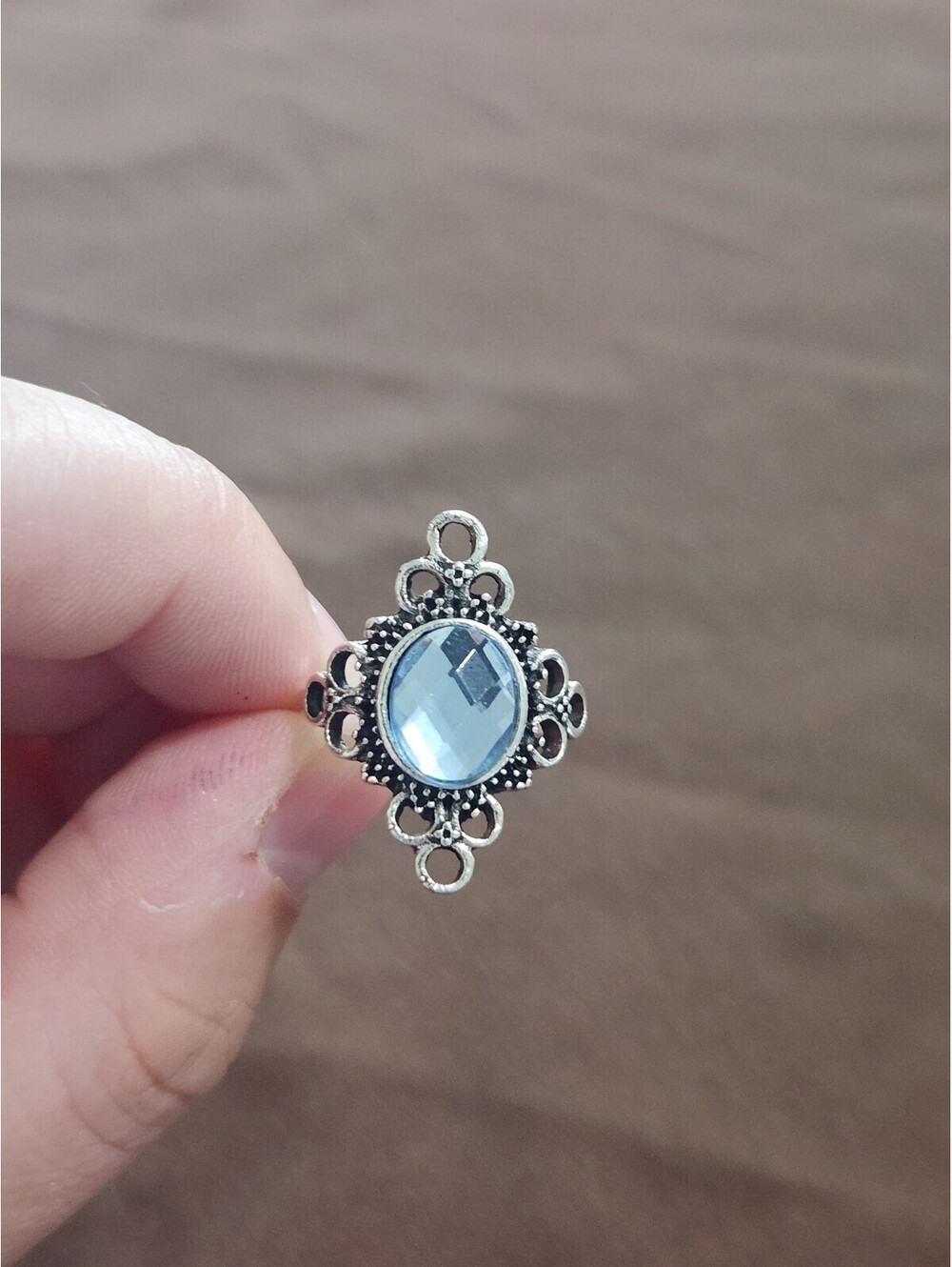 Vintage Style Silver Tone Ring with Blue Faceted Gemstone Size 7